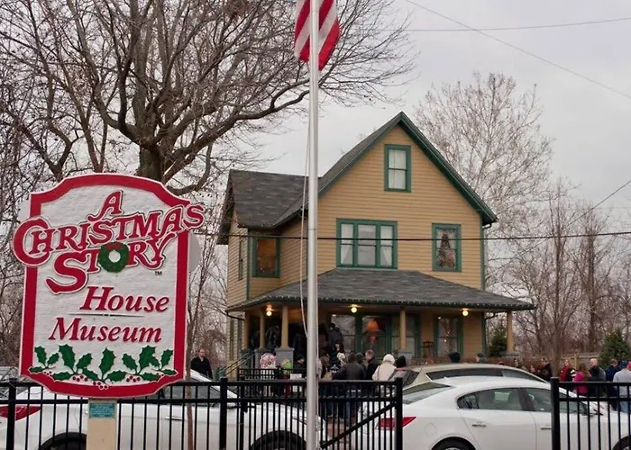 Cozy Cottage 10 Mins To Dtwn Cle Free Parking