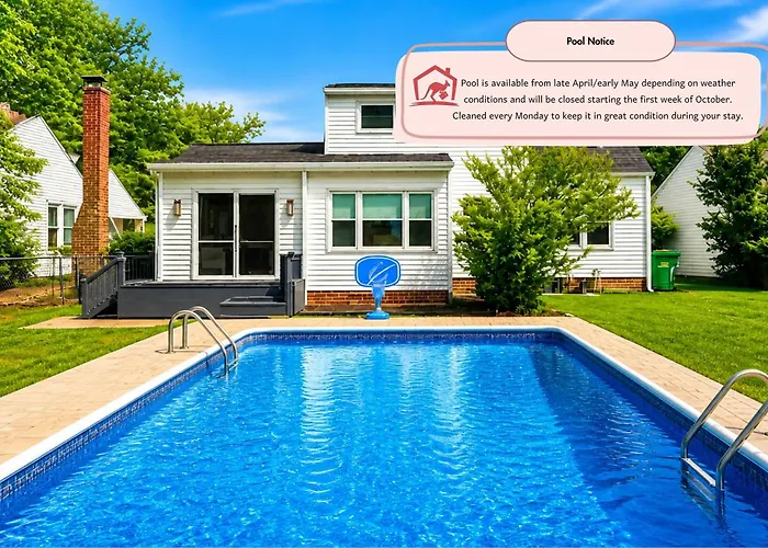 4 Bedroom Pool And Hot Tub Home Near Cleveland